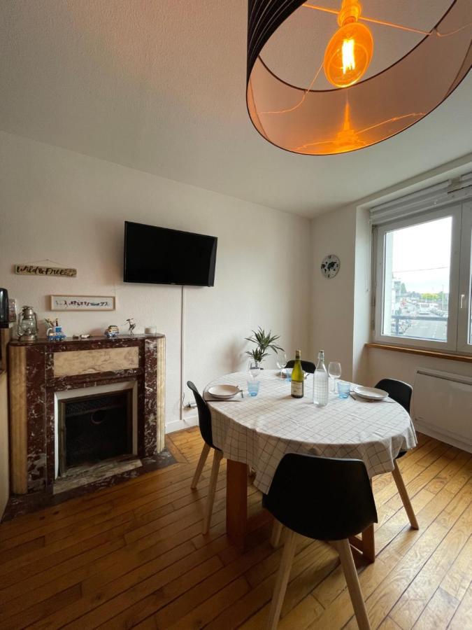 Appartement 2 Pieces Centre De Vannes Avec Parking Prive Zewnętrze zdjęcie